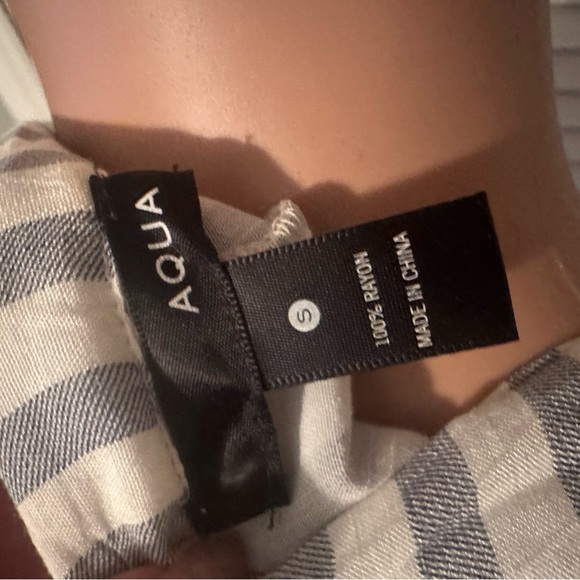 Aqua jacket! - Picture 3 of 3